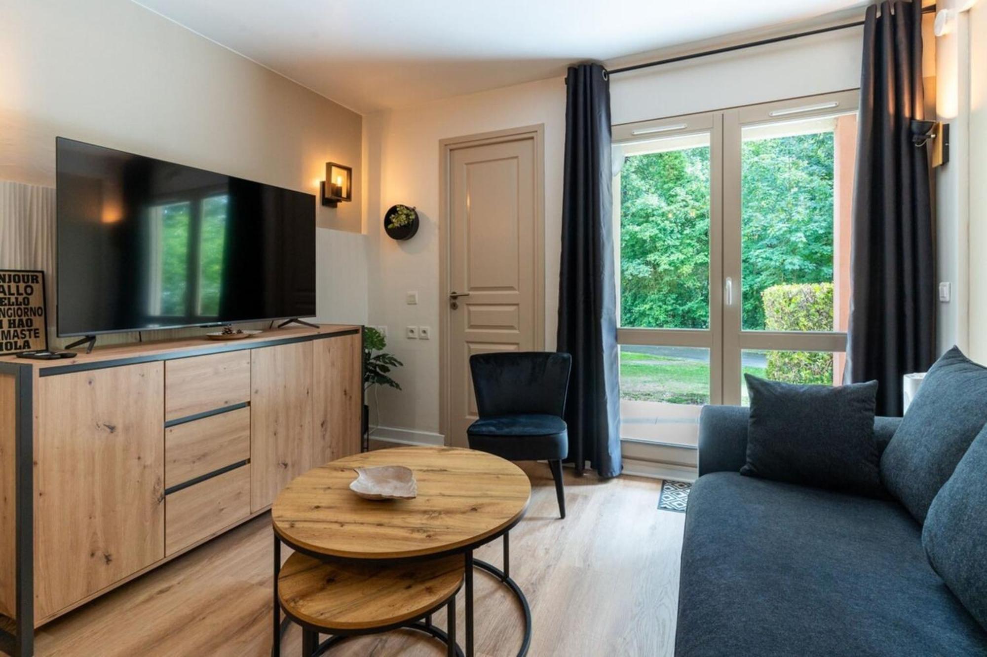 Beautiful Flat With Swimming Pool Tennis Court And Private Car Parking 09 Le Touquet Exterior foto