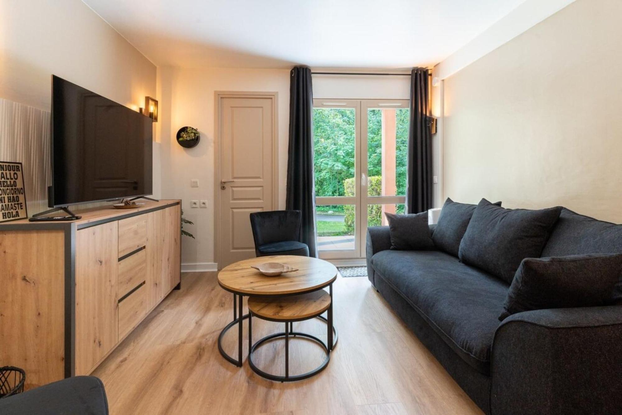Beautiful Flat With Swimming Pool Tennis Court And Private Car Parking 09 Le Touquet Exterior foto